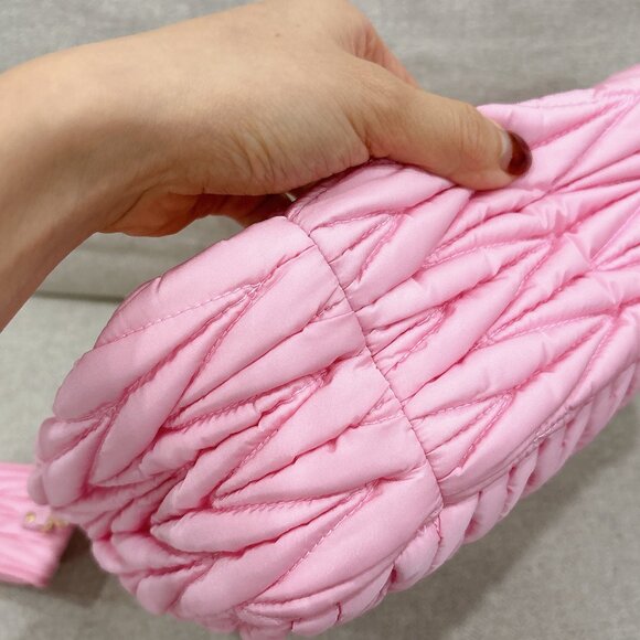 BRAND NEW MIU MIU PINK CLASSIC BAG - Picture 9 of 15